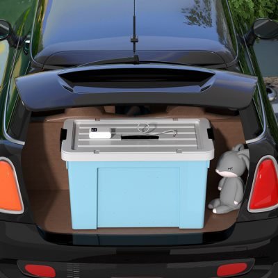 Out-of-door fishing tank trunks with a thick, high-capacity fishing tank with a plastic tank with an oxygen-added fish tank